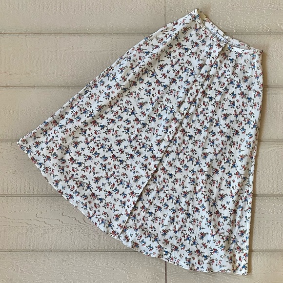 Kenar Button-Up A-Line Skirt - Picture 1 of 3